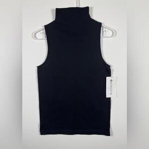 Women’s Athleta Flurry Base Layer Tank Size Small Black Brand New
